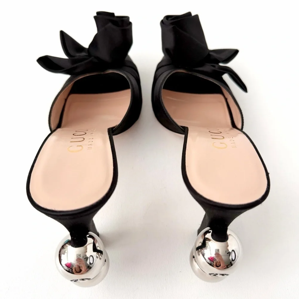 GUCCI | Black Satin Shawana Bow Flower Mule Heels with Silver GG Ball Heel EU 37 - Picture 10 of 14